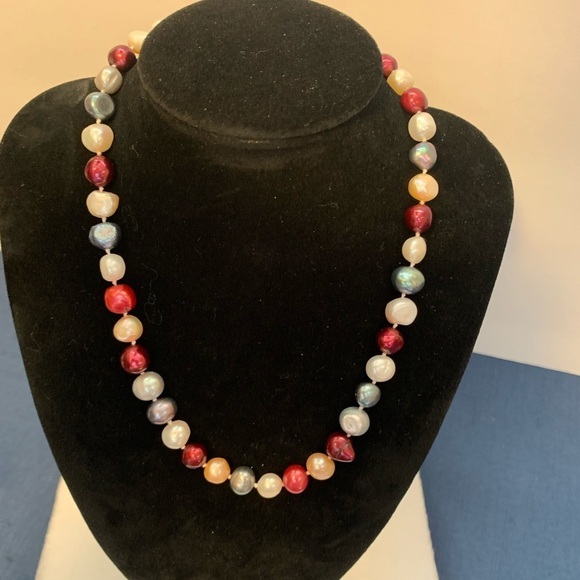 Jewelry - Fresh water pearls